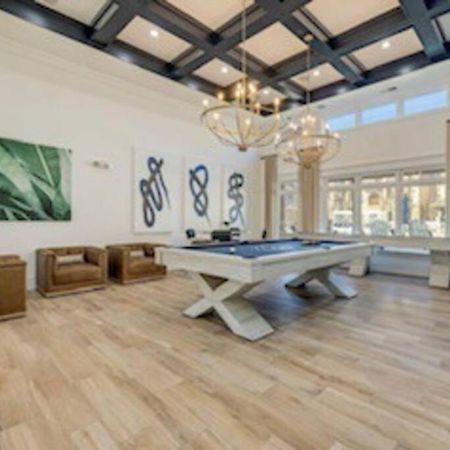 South Charlotte Most Wanted Bagian luar foto